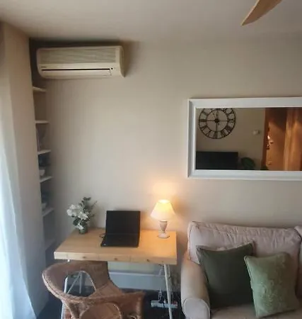 アパート Apartamenticos 75 サラゴサ