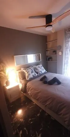 Apartamenticos 75 アパート *